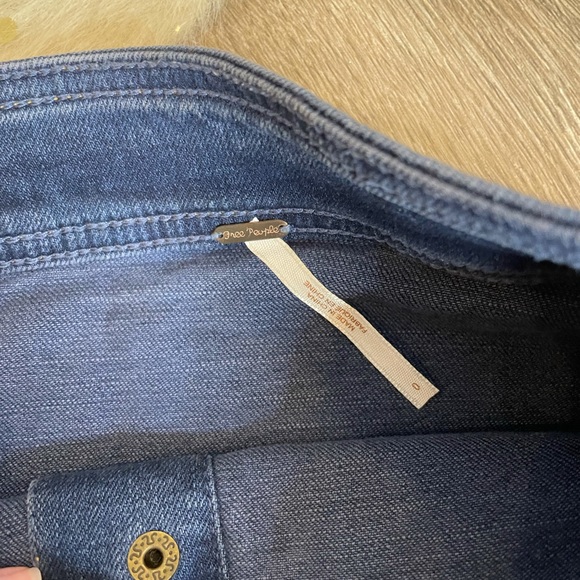 Free people a line button down Jean skirt - Picture 2 of 4